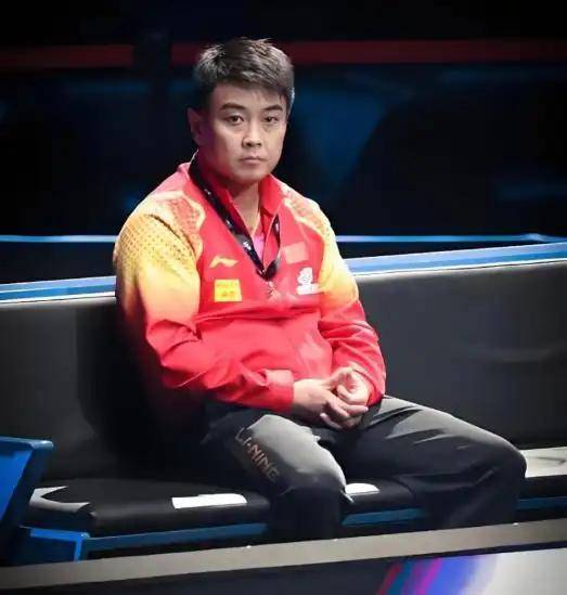 对手虎视眈 对手虎视眈