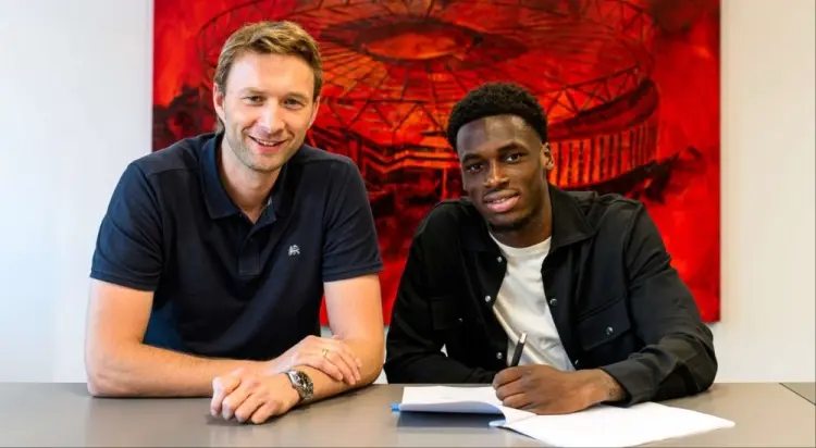 中登场, KmyEh 中登场, KmyEh