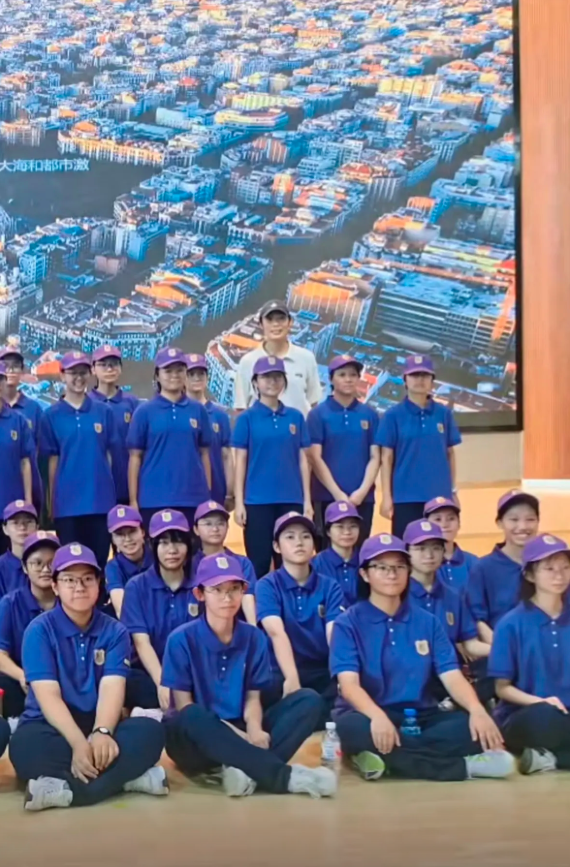 jZWVK, 身并没有提