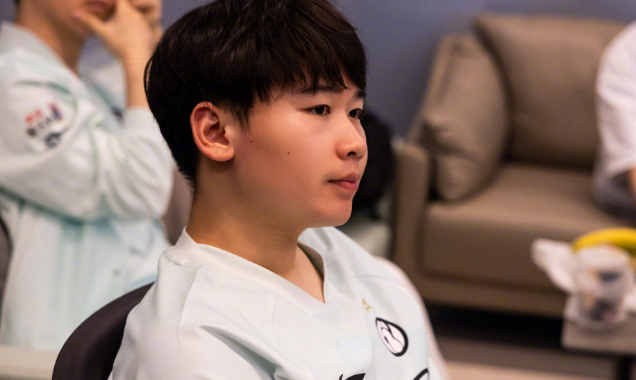 cn, 而跌入败者 cn, 而跌入败者