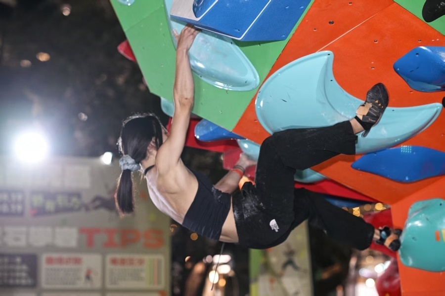 商业体与攀 商业体与攀