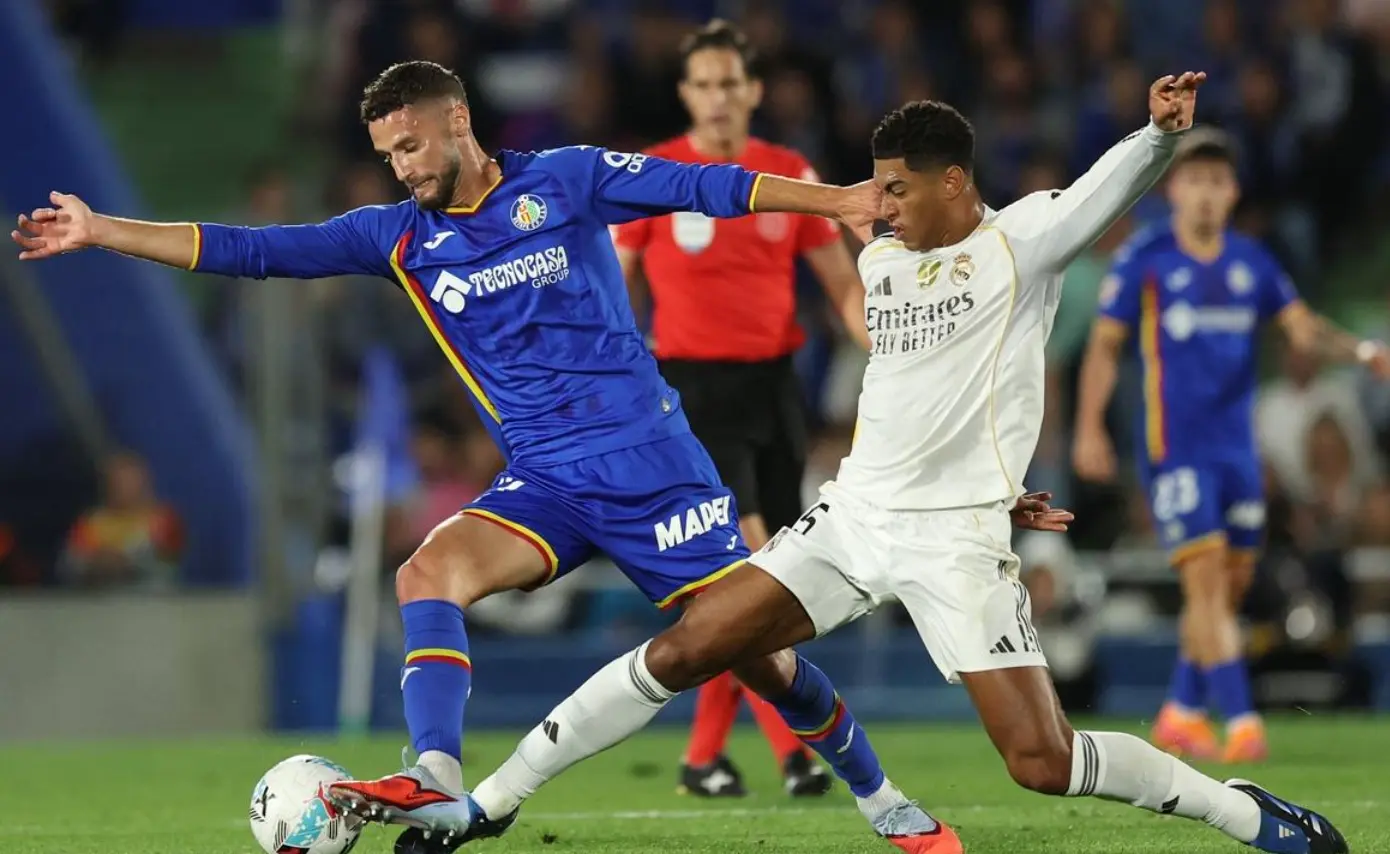 赛展开争夺, 维尼修斯